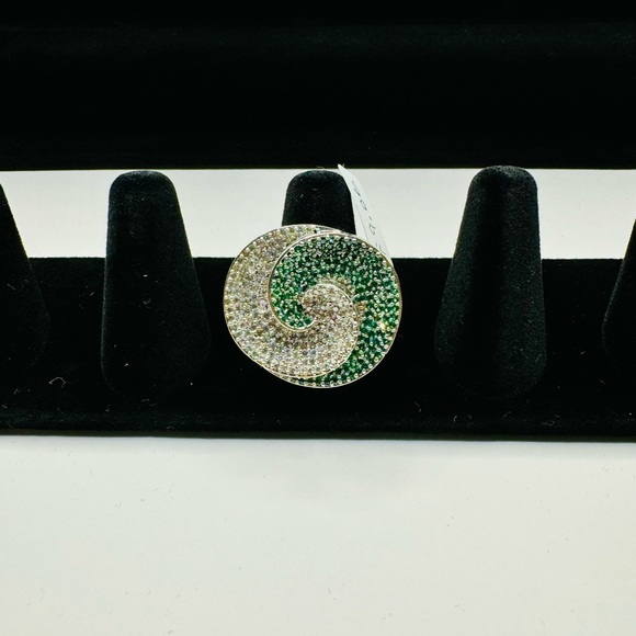 Adjustable Finger Cubic Zirconia Fashion Ring - Picture 1 of 3